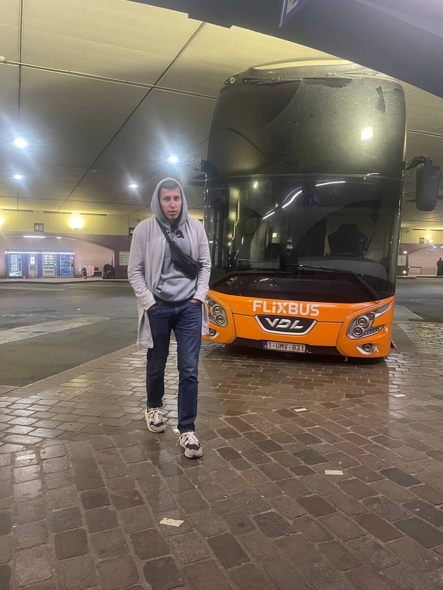 Фото с автобусом на память