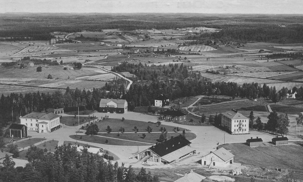Илмее с высоты птичьего полёта. Постройки бывшей усадьбы Илмее (Ilmeen hovi). 1936 год
