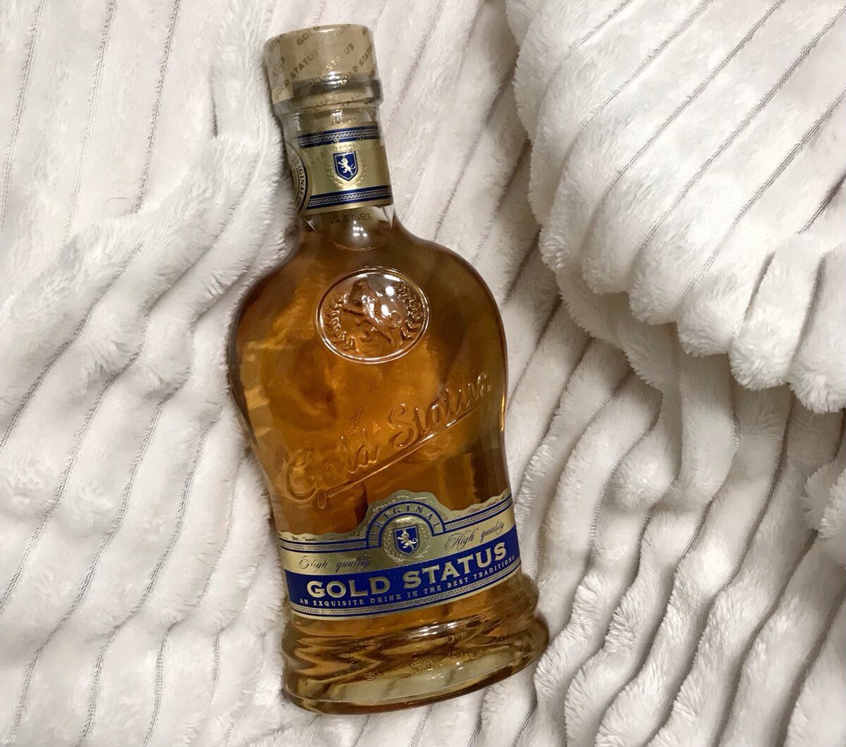 Коньяк Gold Status («Голд Статус»)