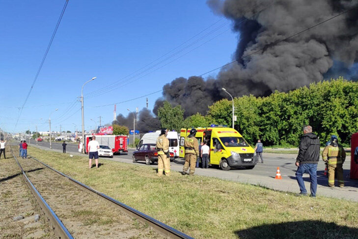    Пострадавших принимали в ожоговом центре до 3 часов ночи. Фото МЧС по НСО