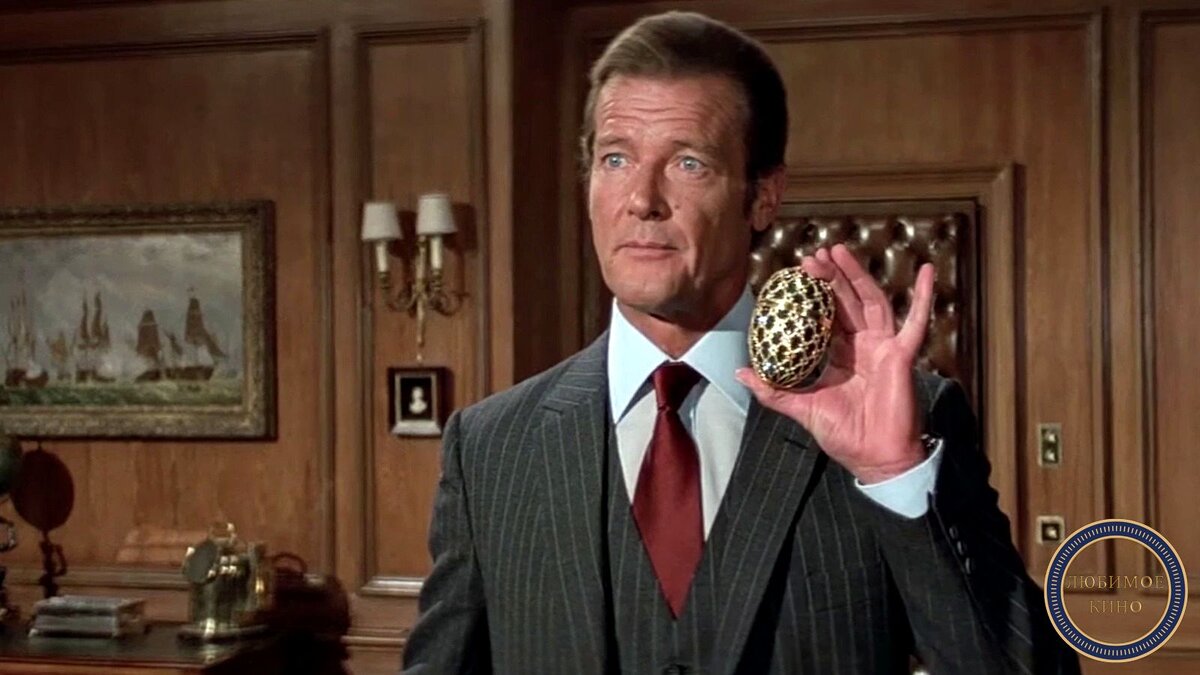 Роджер Мур. Источник: https://www.slashfilm.com/img/gallery/the-surprising-reason-roger-moore-retired-from-james-bond-films/l-intro-1635175131.jpg 