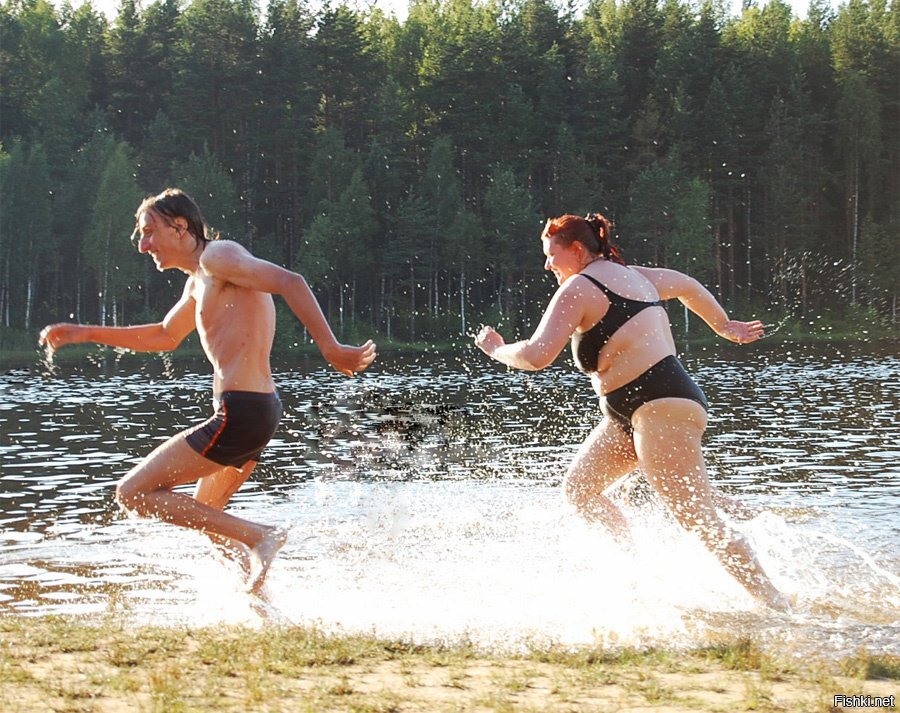 Мужчины всё-время куда-то бегут. То за женщинами, то от них. Фото из интернета.