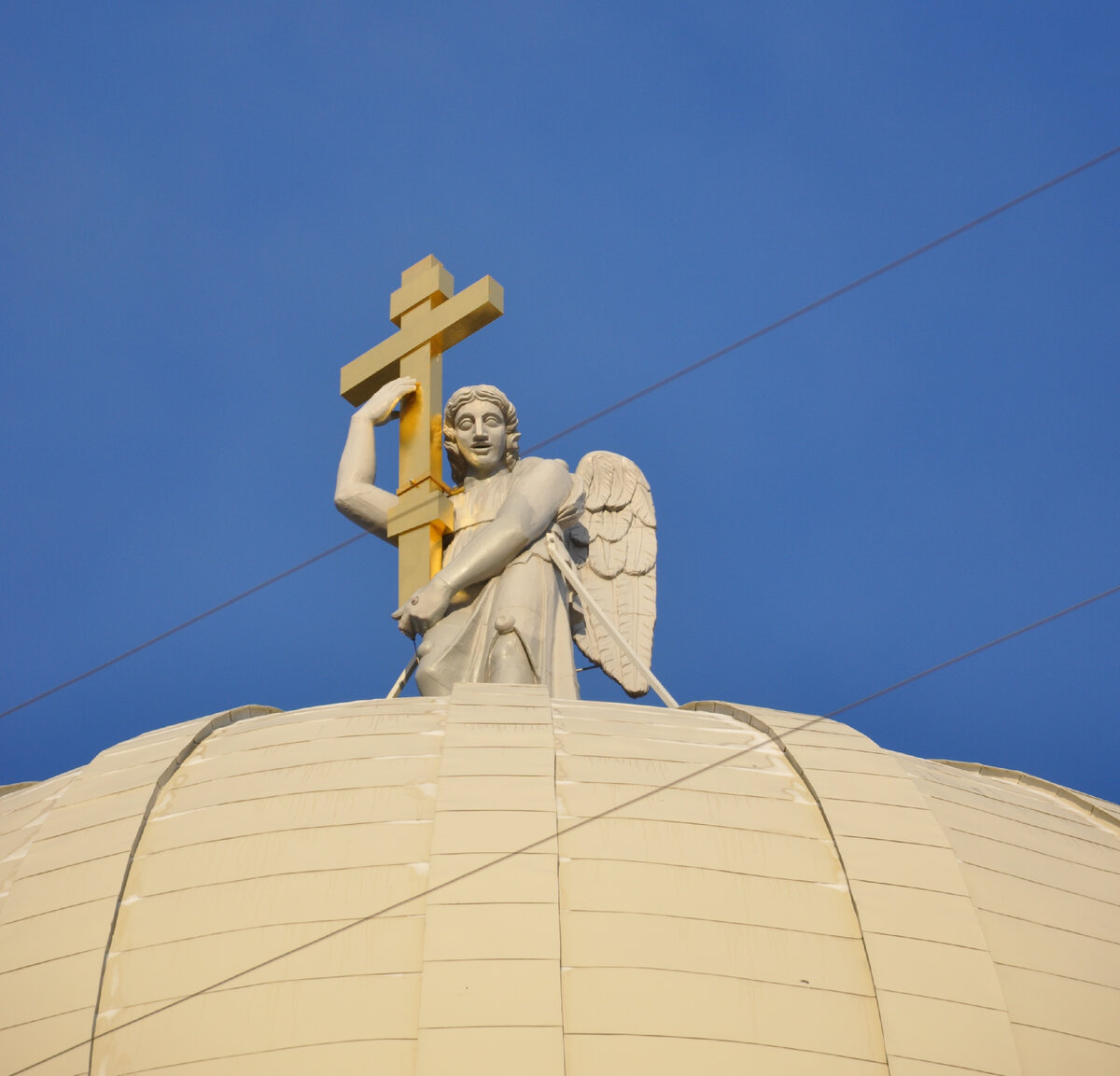 Серебряный ангел Санкт -Петербурга