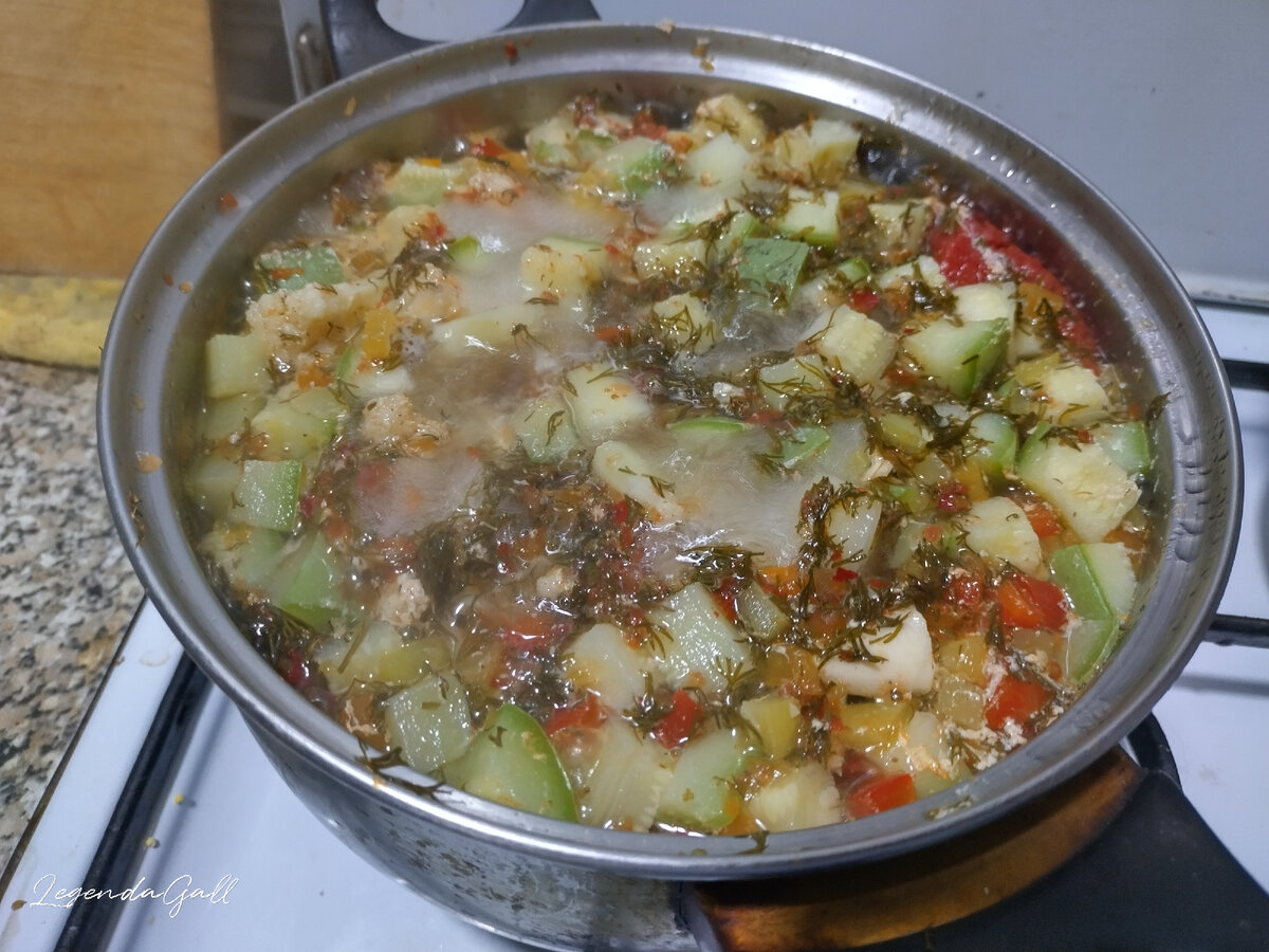 Бурлит моя красавица. А вкусно-то как! И главное - полезно!