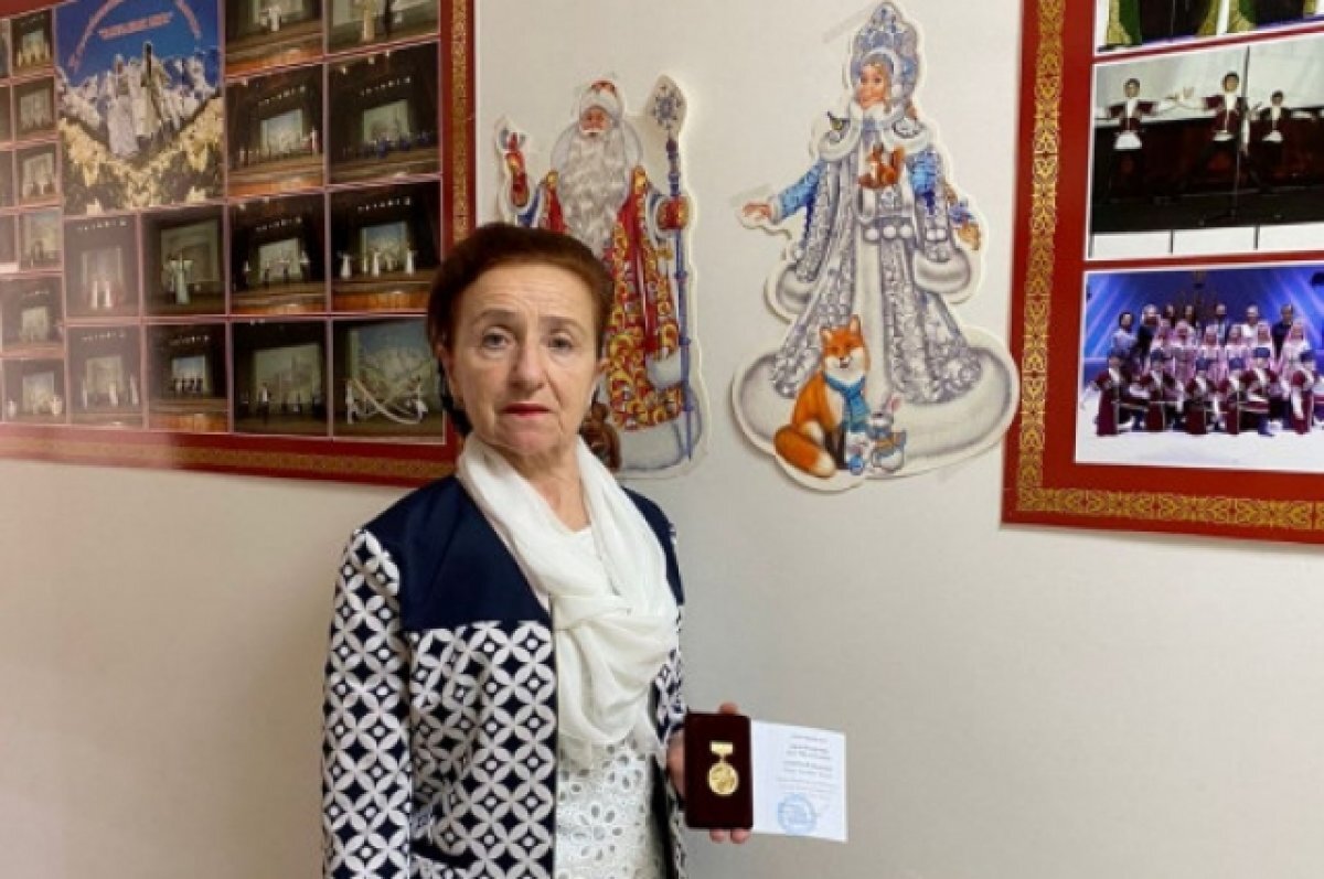    Худрук Дома народного творчества Ингушетии получила медаль Союза женщин РФ