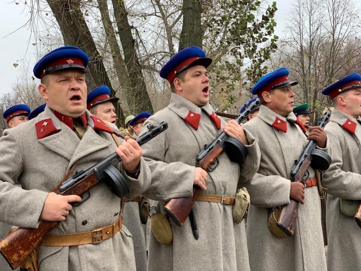 Песни в военной шинели картинки