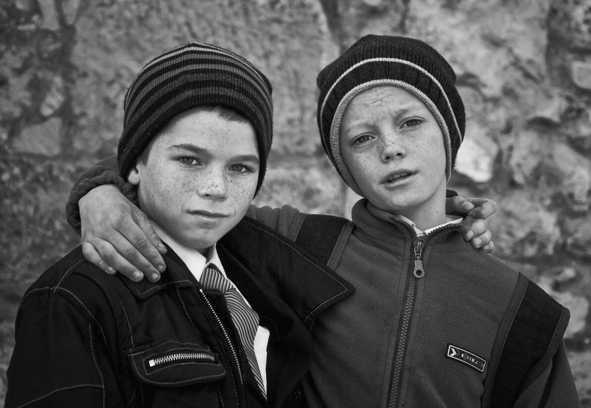 Дружба на века или дружба до жены?