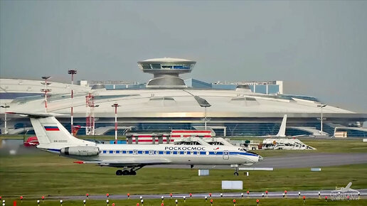 Ту-134 взлет свечкой в сторону Москвы. Космический Самолет.