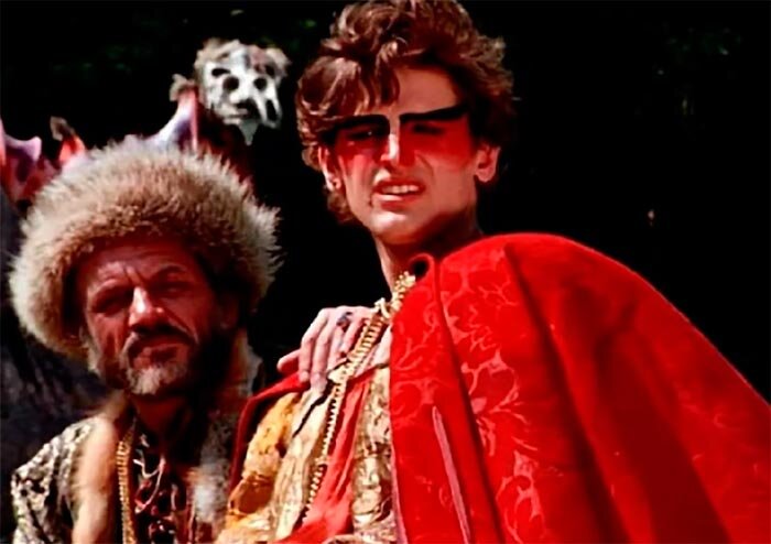 Иллюстрации взяты с сайта https://stuki-druki.com/film/skazka-stranstviy-1983.php