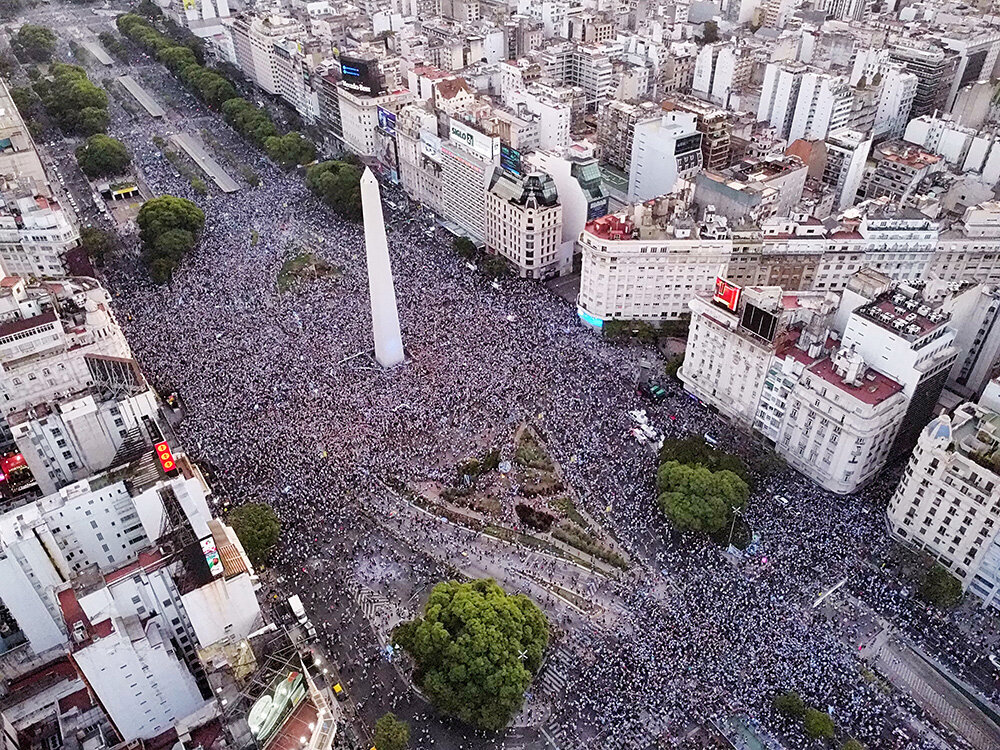 Aires argentina. Буэнос Айрес город. Аргентина, Буэнос-Айрос. Буэнос Айрес центр. Центральная площадь Буэнос-Айреса.