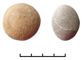 Этот осколок как бы сердолика уже известен множеству читателей Википедии, а благодаря копирайтерам, ещё и большему их количеству. Но сейчас он определяется как кварц, подвергнувшийся воздействию огнём.-19