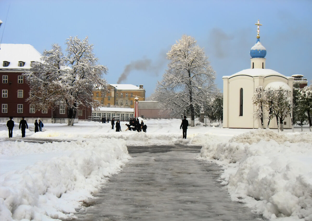 Те самые пешеходно-ротные дорожки.