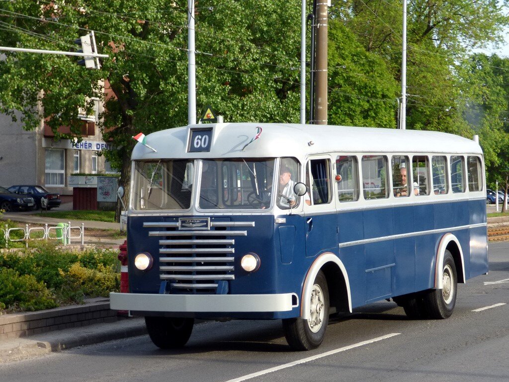 Первые 60. Ikarus 60. Ikarus z60. Минск Икарус 60 1956. Икарус 60 фото.