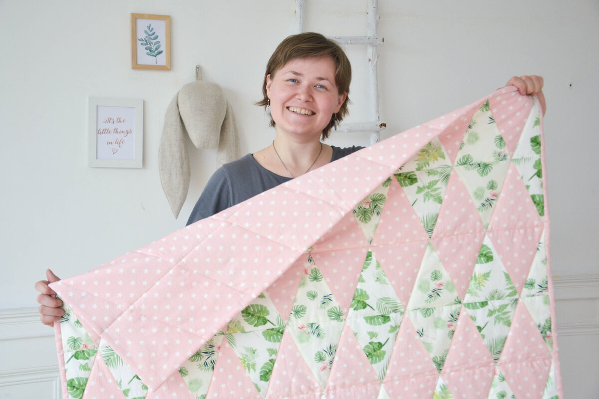 Это я, меня зовут Светлана и это мое одеялко