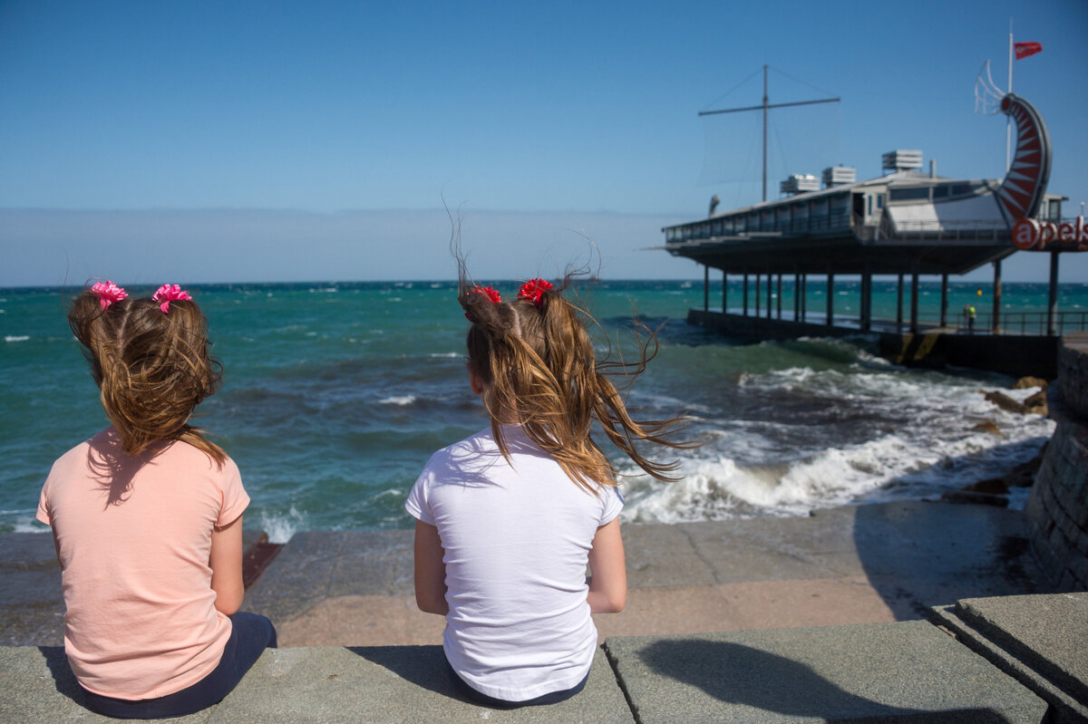 Дети на ялтинской набережной // RIA Novosti, Алексей Мальгавко 