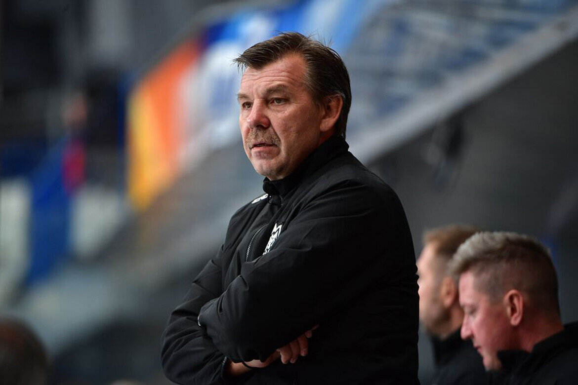 «Как тренер видит, так и должно быть. Будут какие-то перестановки, не будут, я не знаю. Самое главное, чтобы они приносили результат»Фото: ak-bars.ru