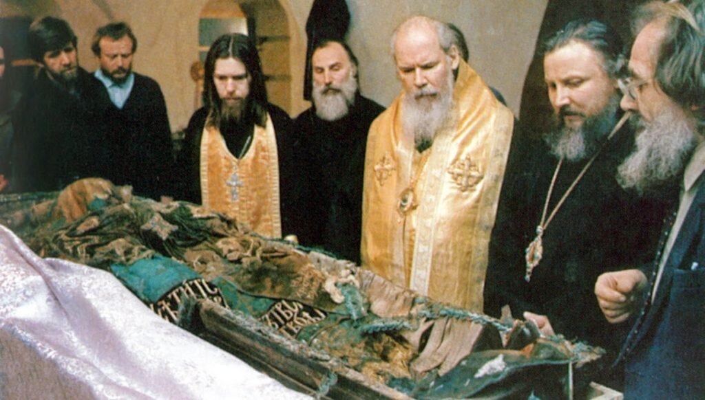 Обретение мощей свт. Тихона, Донской монастырь, 1992 год