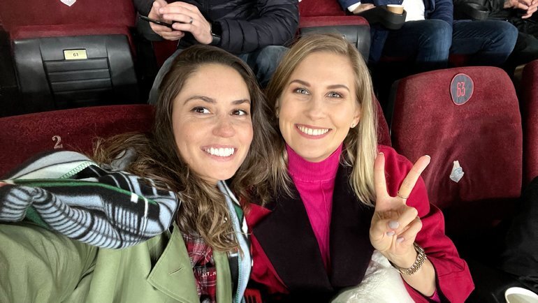    Агата Муцениеце и Алла Шишкина.