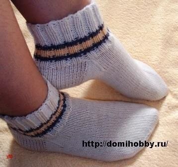 Простые носки спицами, от сайта domihobby. ru. (фото, описание)(6)