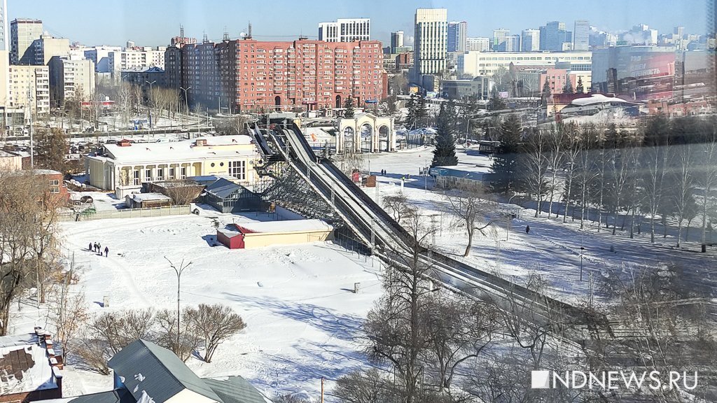 Парк маяковского зимой