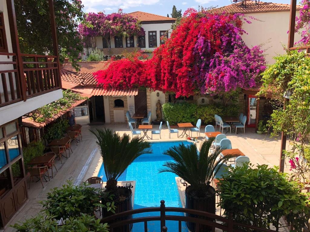 внутренний дворик