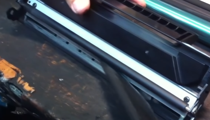 Фото 9. Снимаем ролик заряда