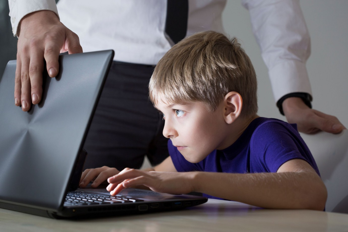 Безопасность ребенка в интернете. Как? Зачем? Когда?