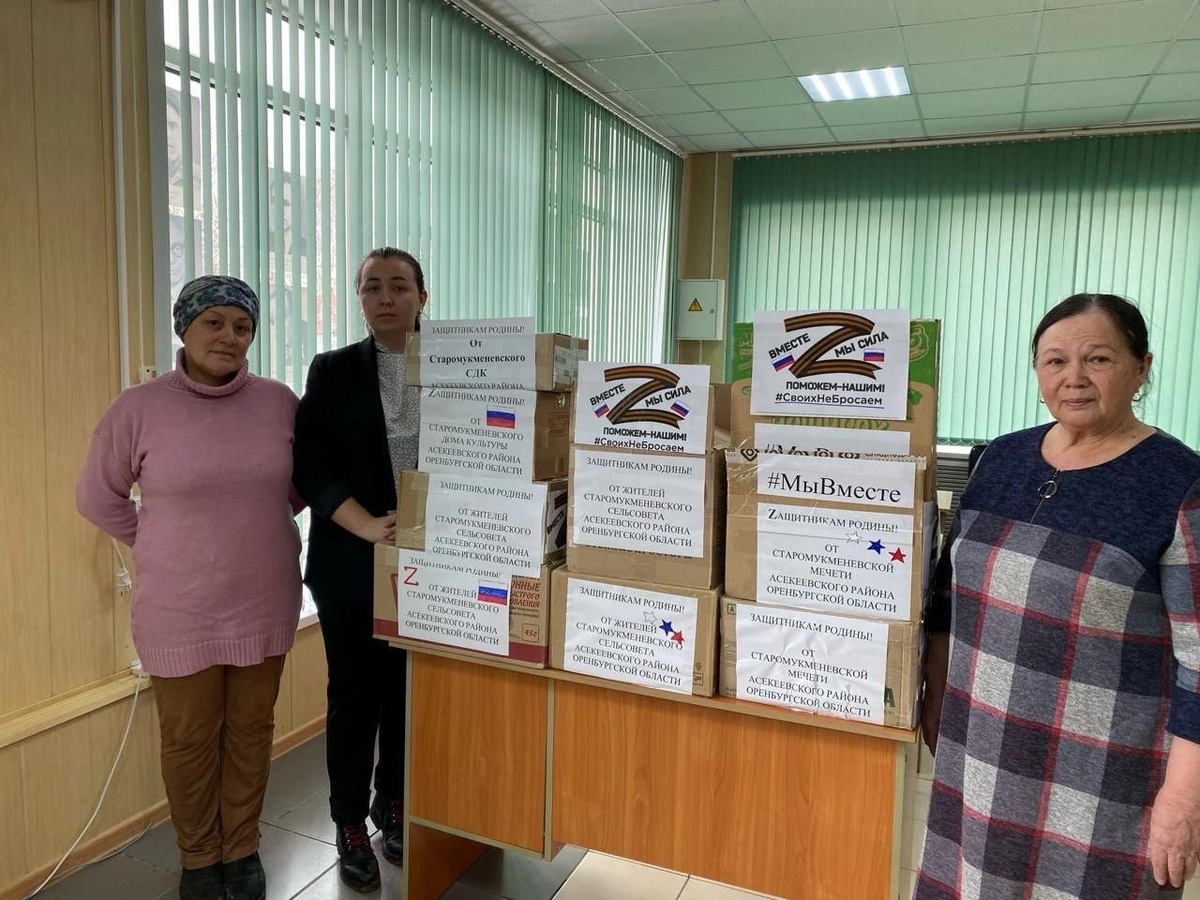    Жительница Асекеевского района шьет вещмешки для мобилизованных земляков Елена Шкатова