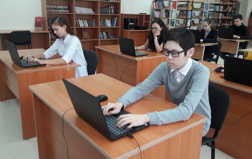    Депгосслужбы Югры продлевает сроки регистрации на конкурсы