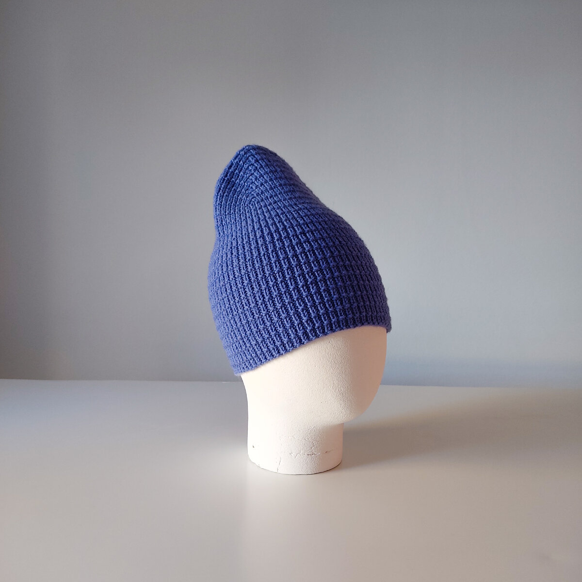 К этой шапке готово описание, которое можно найти на канале в разделе"Рубрики».https://dzen.ru/a/Y3Ul2cHI1CfSEhzK