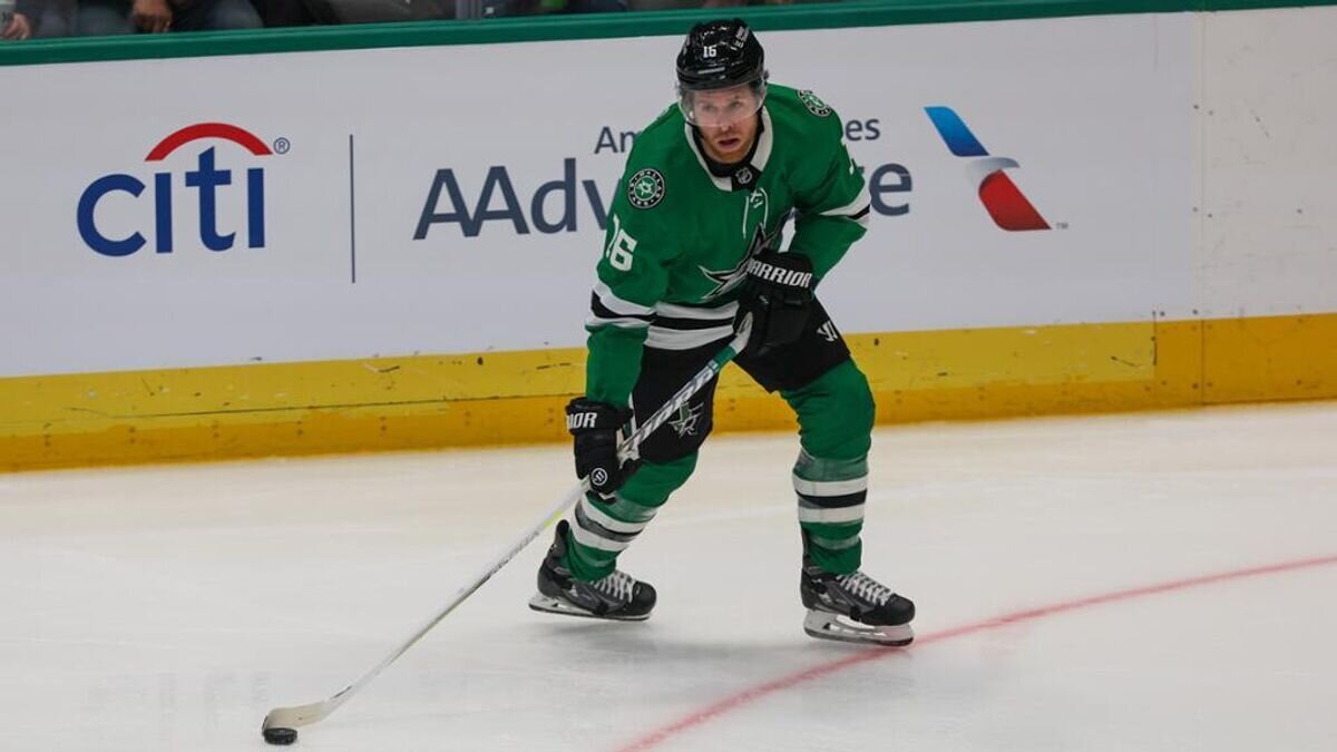    Нападающий "Даллас Старз" Джо Павелски© Фото : Официальный сайт НХЛ