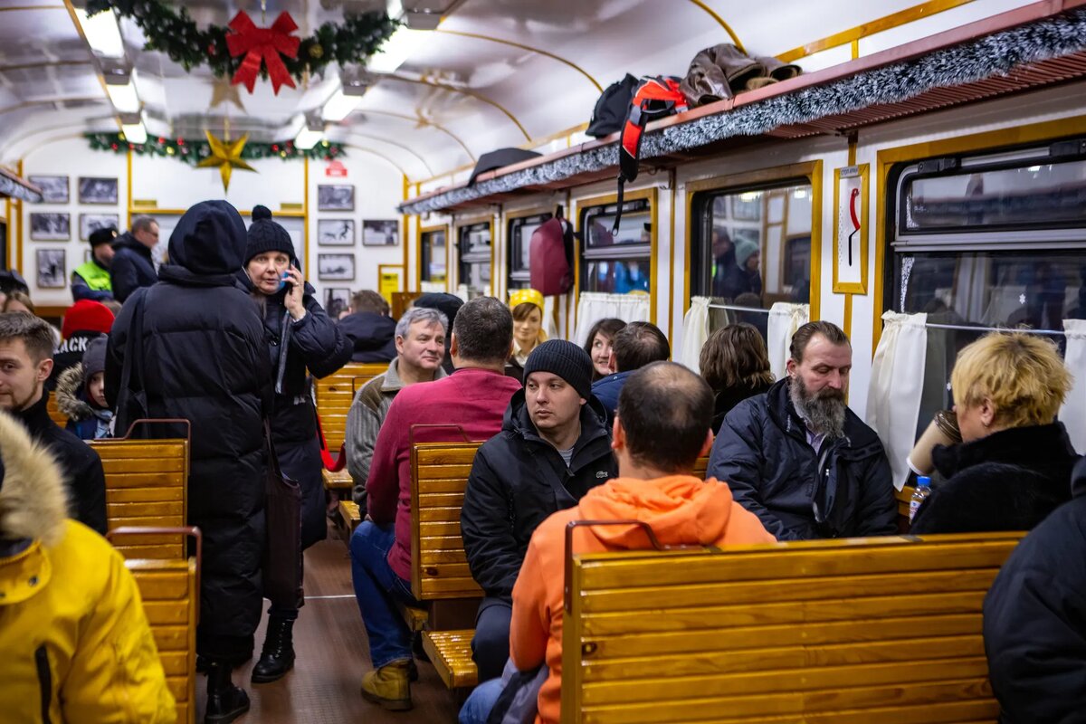 ретро поезд из санкт петербурга