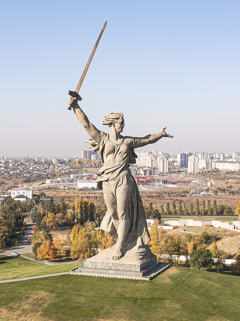 Мы ведь Россию матушкой величаем не просто так, не для красного словца, а с глубоким практическим смыслом