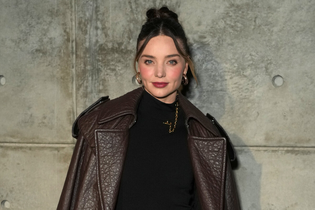     Звездопад на ужине Louis Vuitton в Беверли-Хиллз: Миранда Керр в мини, Кайя Гербер в "платье принцессы" и другие звезды