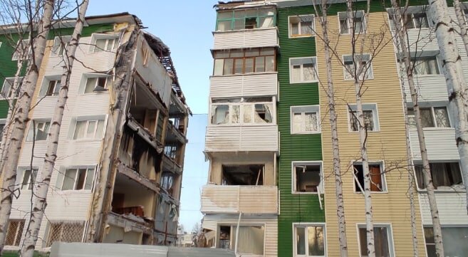    После взрыва газа в Нижневартовске трещины обнаружили еще в двух жилых домах