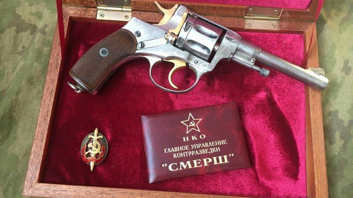     На карте бюрократического владычества места для этой организации нет, зато есть ностальгия по советским формам и очень хочется их повторить