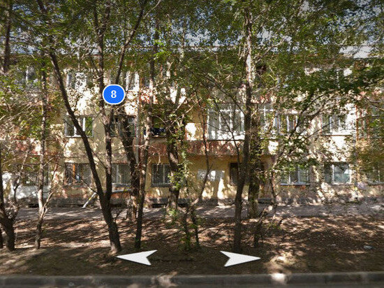     Дом по улице Профинтерна, 8 в Барнауле. Фото: панорамы "Яндекс-карт"