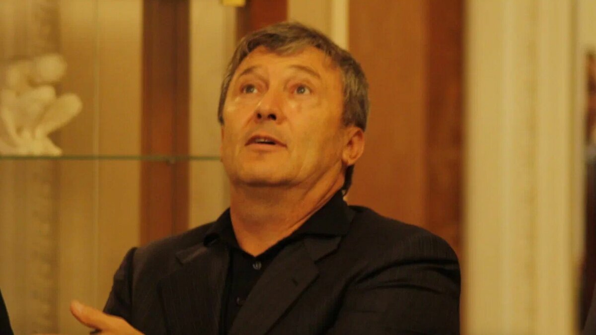     В Арбитражном суде Татарстана стартовало новое дело о банкротстве ПСО «Казань». Управление Федеральной налоговой службы по РТ требует у компании Равиля Зиганшина 4,755 млрд рублей. Об этом стало известно «Бизнес Онлайн».