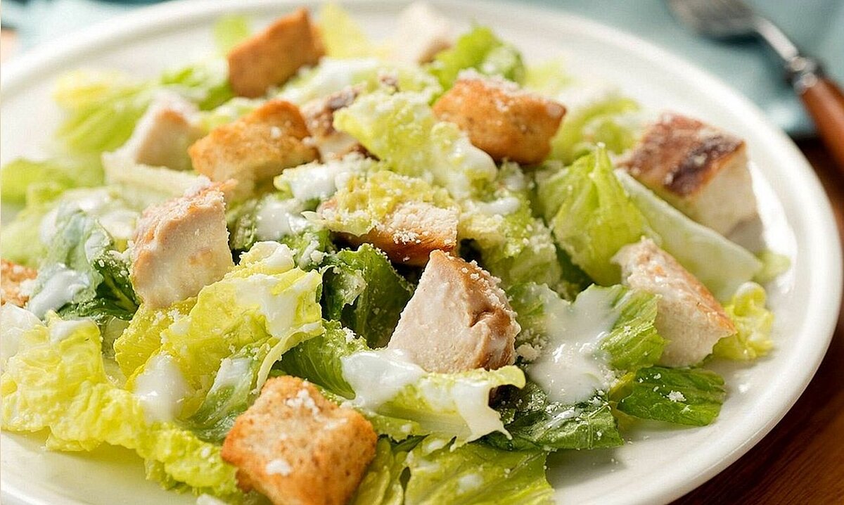    Салат «Цезарь» по - домашнему Pavlov A