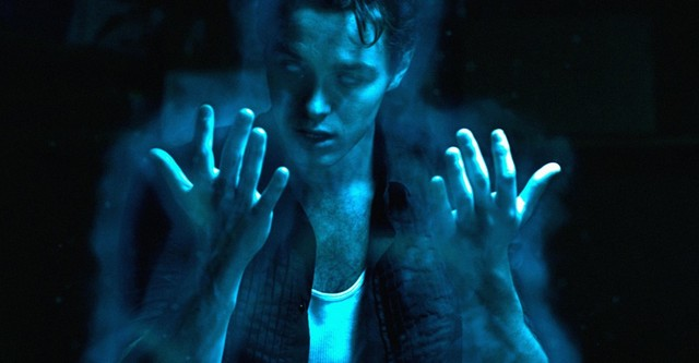 Кадр из фильма The Ghostmaker. Режиссер: Мауро Боррелли. Оператор: Эрик Дж. Петерсен. Производство: Fotocomics Productions