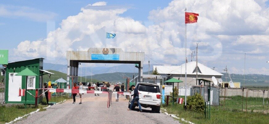 Казахстан защитился от мигрантов новыми правилами въезда