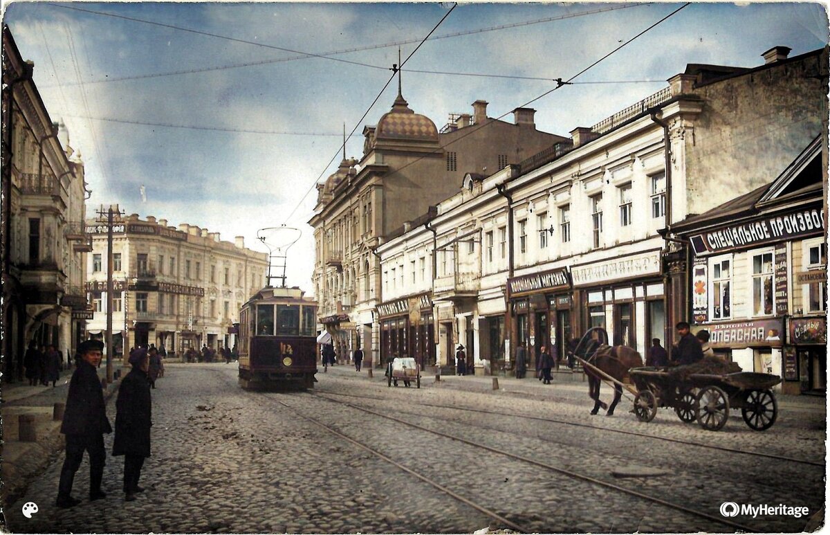 Сергиевская улица Псков. Псков. Сергиевская ул.... Псков Сергиевская улица фото. Трамвай в Пскове.