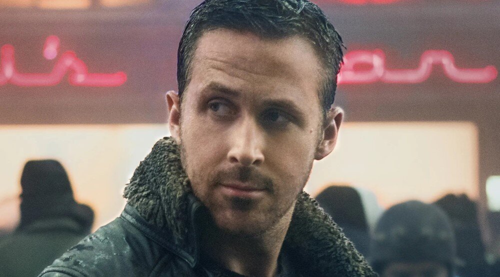     Райан Гослинг в фильме «Бегущий по лезвию 2049» (2017)