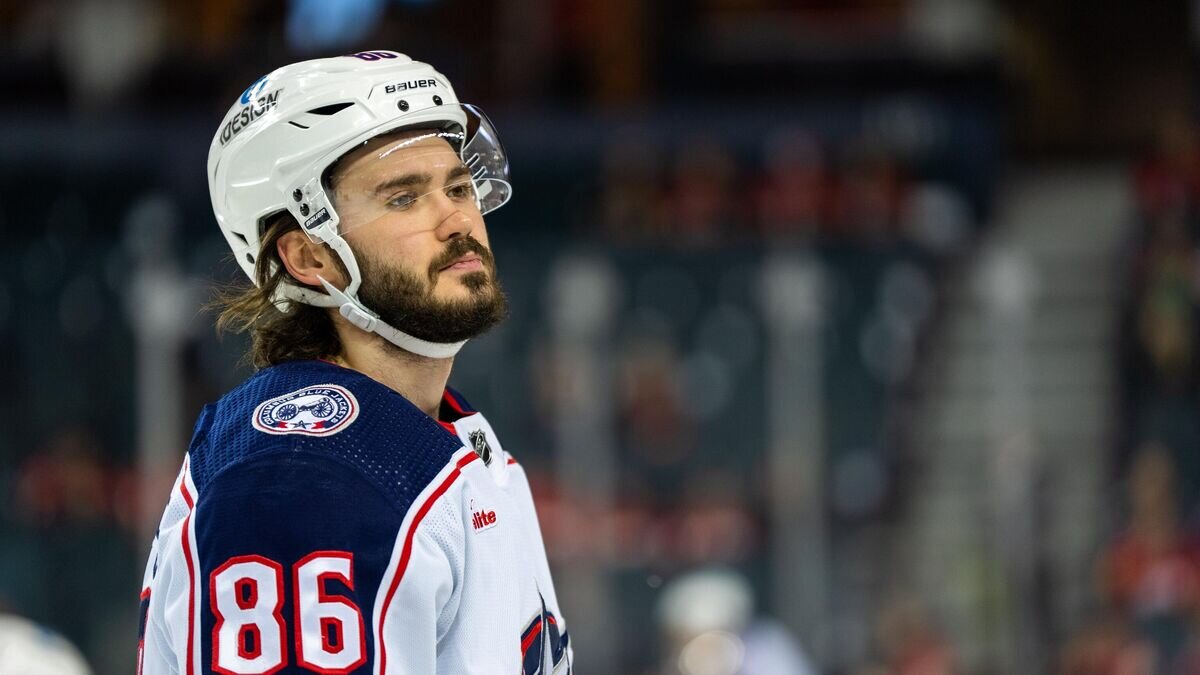    Хоккеист "Коламбус Блю Джекетс" Кирилл Марченко© Фото : twitter.com/bluejacketsnhl