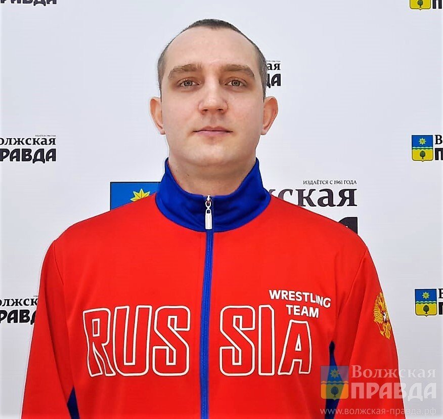 Евгений Власов📷     По стопам Карелина и Поддубного: в Волжском появилась бесплатная секция по греко-римской борьбе
