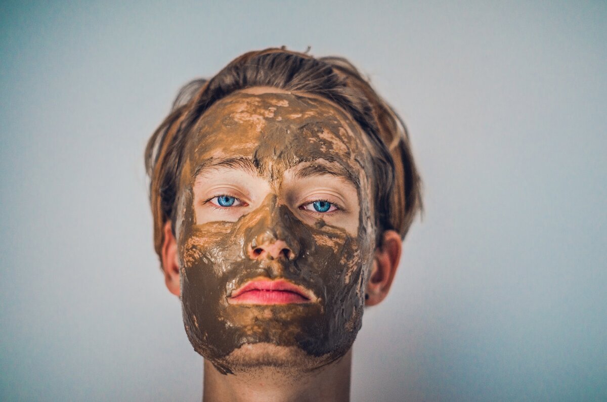 Как выбрать маску из глины для лица: полезные советы и рекомендации