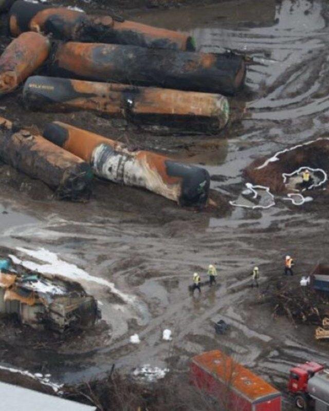  После всего. как канистры выгорели немножко.  фото: картинки яндекса.