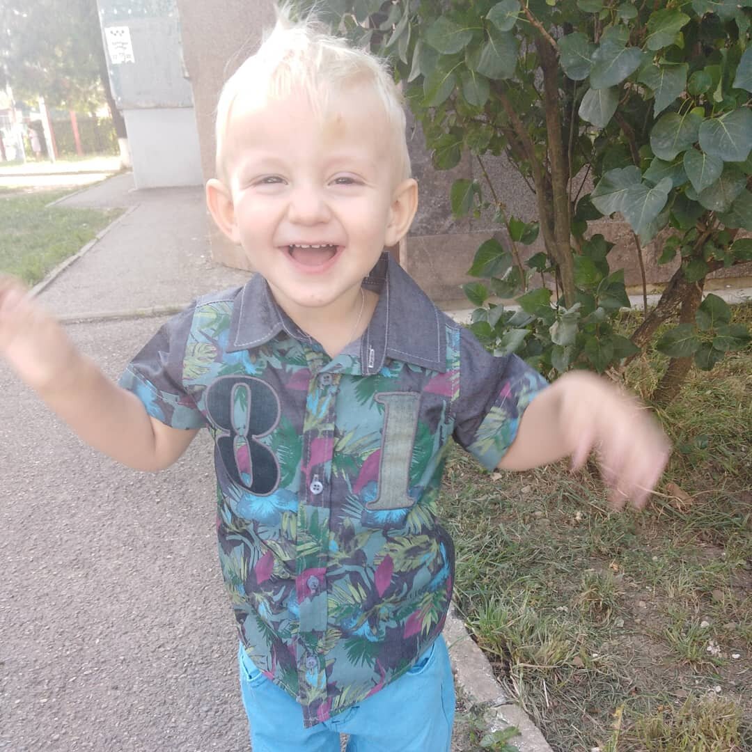 Радость встречи с мамой после первого дня посещения детского сада