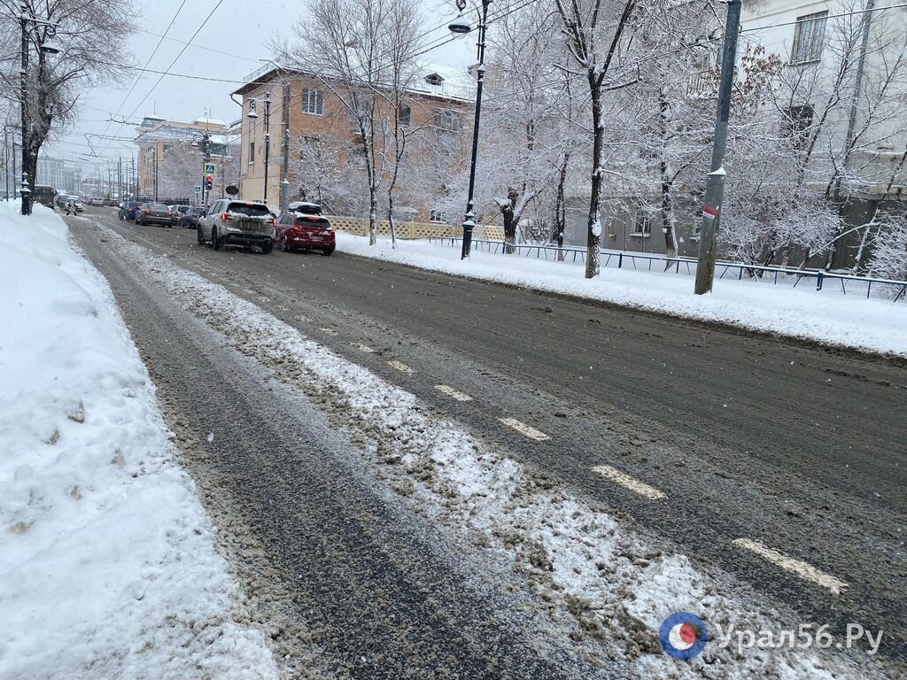 Как выглядят дороги в центре Оренбурга после обильных снегопадов? Фотофакт  Урал56.РУ | Урал56.Ру | Оренбург, Орск - главные новости | Дзен