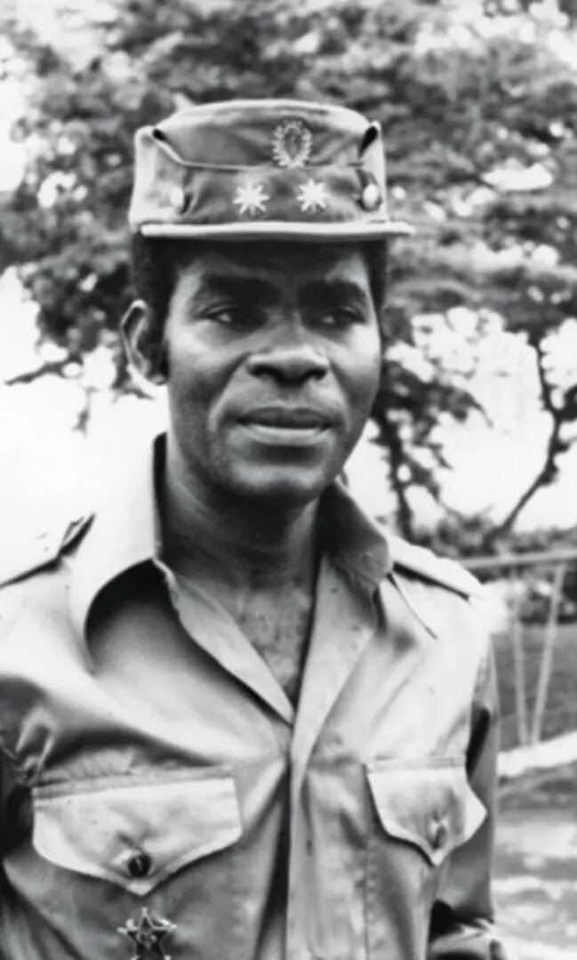 Масиас нгема бийого. Франсиско нгема. Франсиско масиас нгема наркоман. Франсиско масиас нгема ндонг. Масиас нгема бийого.